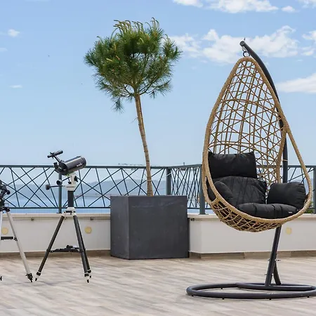 Azure Pine Private Rooftop Terrace & Jacuzzi Apartamento Trogir