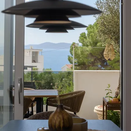 Apartamento Azure Pine Private Rooftop Terrace & Jacuzzi *